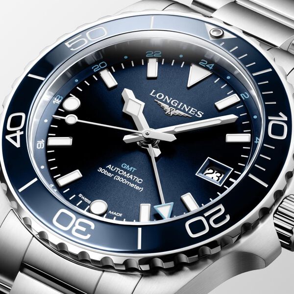 HydroConquest 41 mm GMT automatique en acier inoxydable